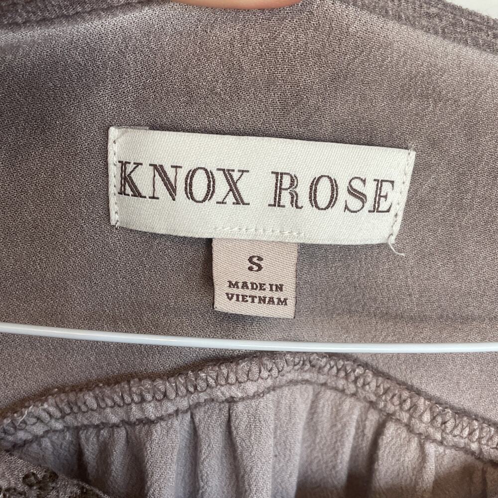 Knox Rose Women's Boho Embroidered Blouse Sz S Bell Sleeve Flowy Peasant Cowgirl - Picture 11 of 15